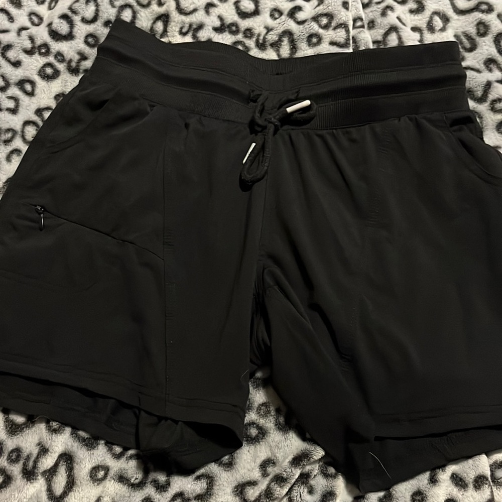 Zyia Black Canyon Shorts